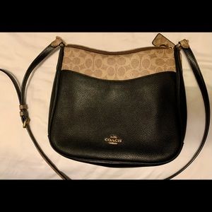 Must See Coach Chaise Shoulder/ crossbody Bag Signature Hobo Leather